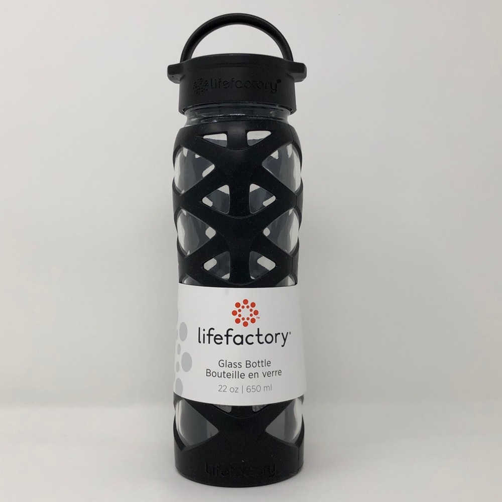 NWT Lifefactory 22oz Glass Water Bottle Black